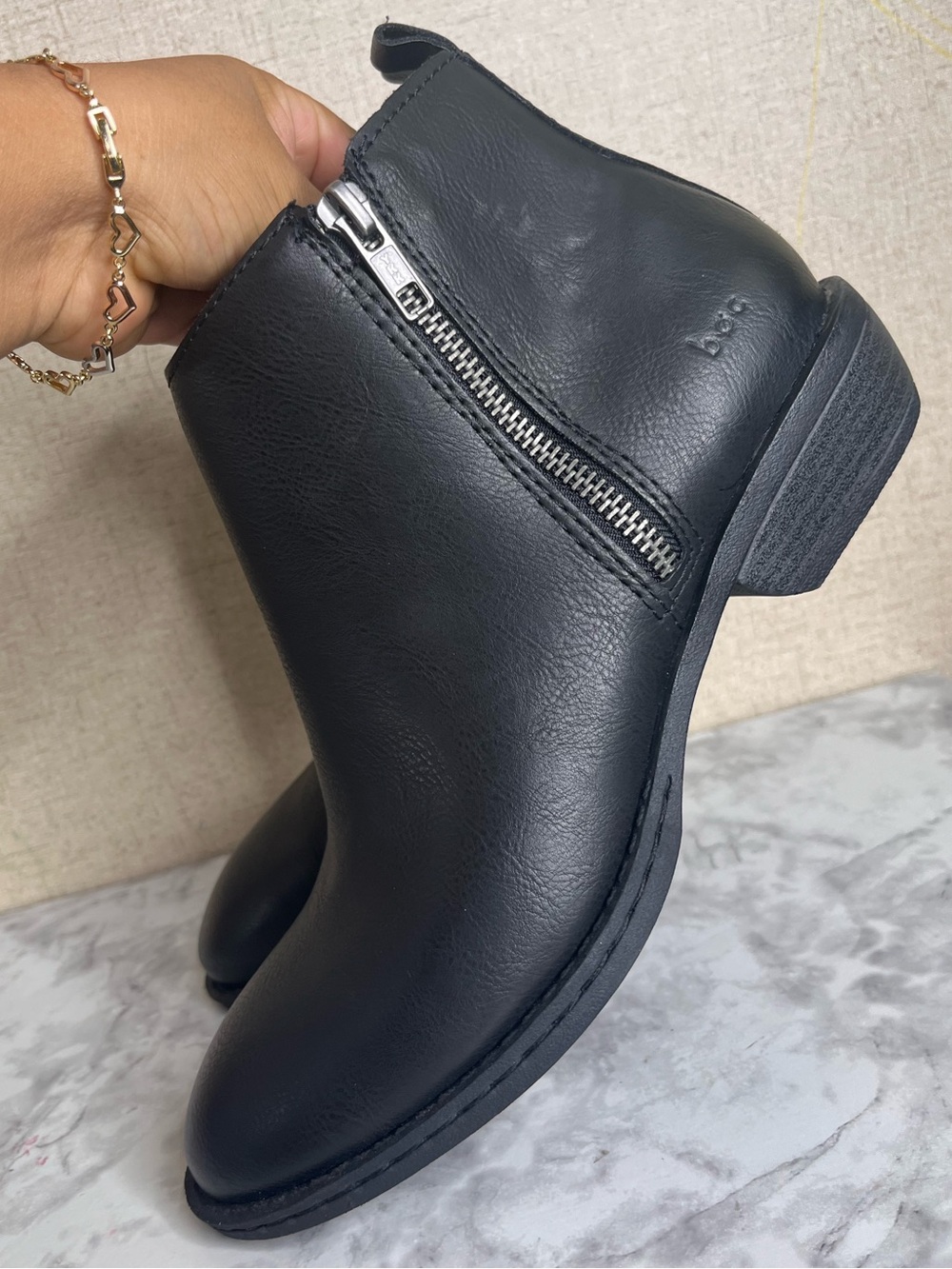 b. o. c. Womens Black Booties Side Zipper Block Heel Ankle Boots